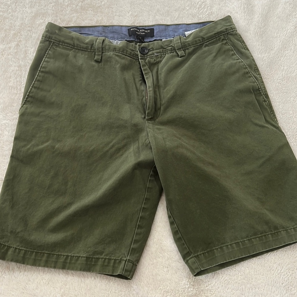 Men’s banana republic aiden shorts. WUC